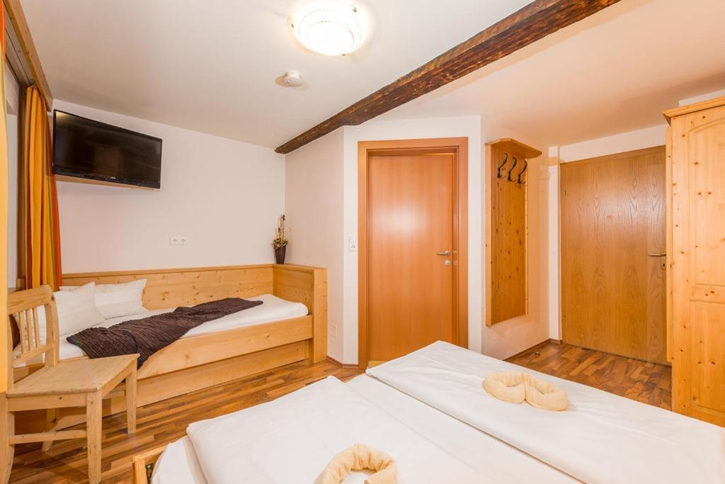 Das Kleine Bio Hotel Tiefenbach Schladming Exteriér fotografie